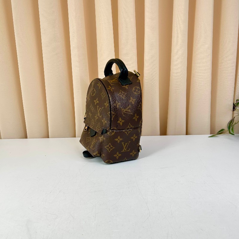 LV路易威登Palm Springs mini老花後背包-4