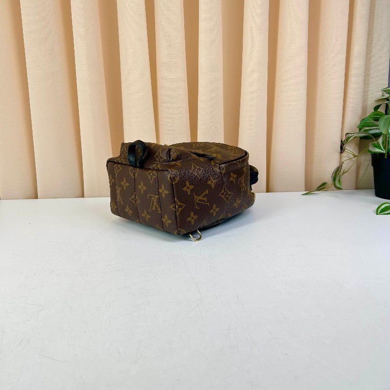 LV路易威登Palm Springs mini老花後背包-7