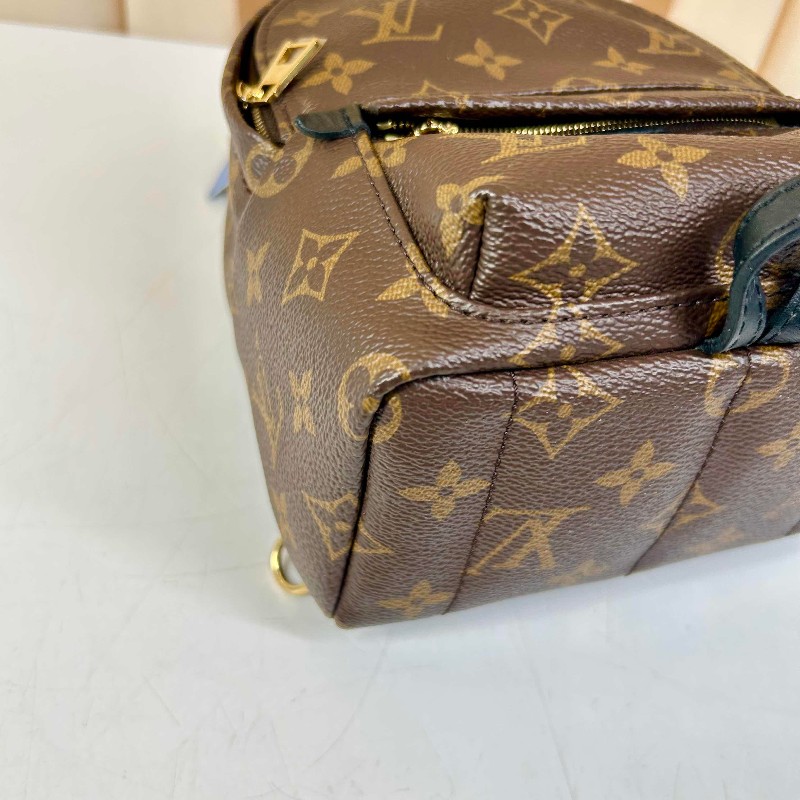 LV路易威登Palm Springs mini老花後背包-10