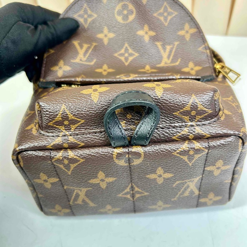 LV路易威登Palm Springs mini老花後背包-14