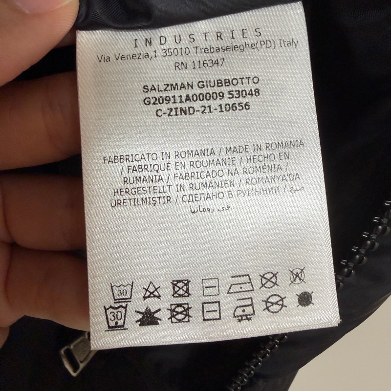 Moncler 羽絨外套黑色男版-9