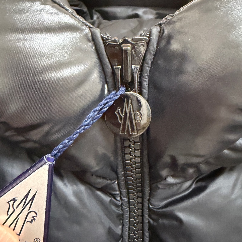 Moncler 羽絨外套黑色男版-14