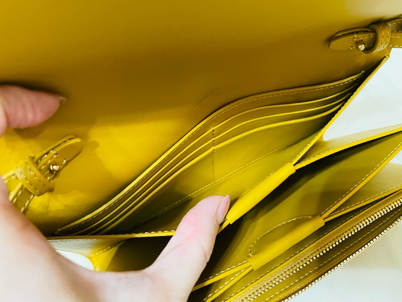 Burberry 三合一真皮WOC 斜背包 手拿包-17