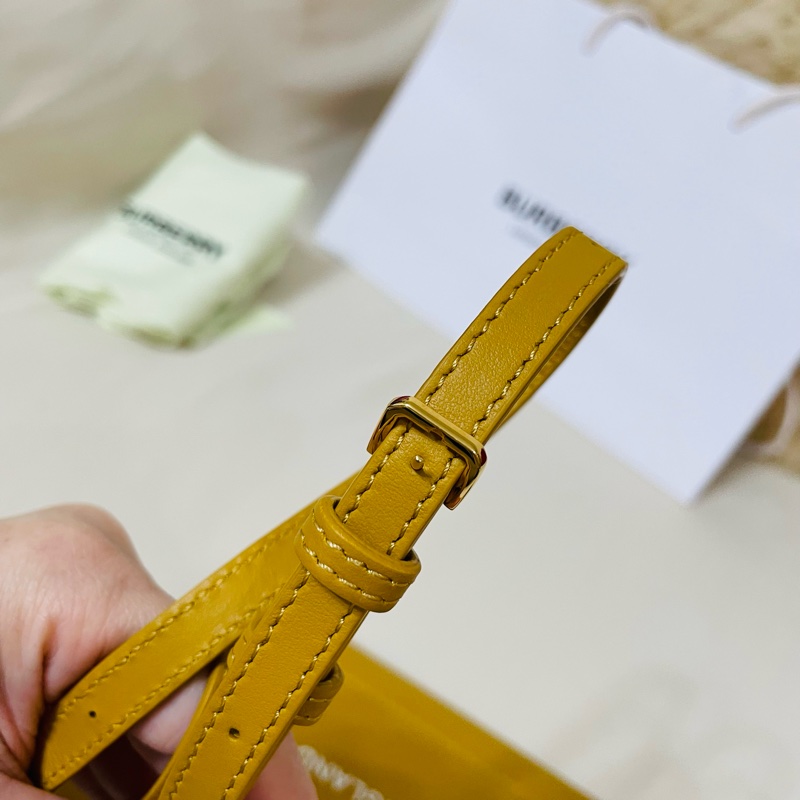 Burberry 三合一真皮WOC 斜背包 手拿包-19