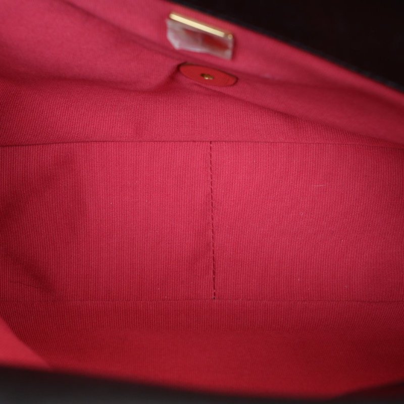 CHANEL 19BAG口蓋包中號30黑色羊皮晶片開金銀扣肩背包-3