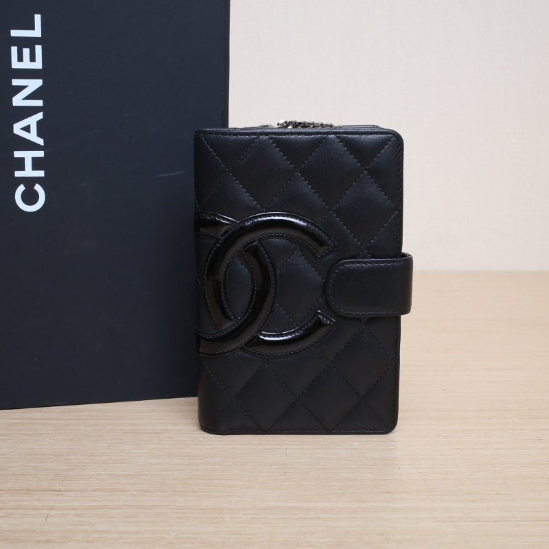 CHANEL 中古康鵬短款錢包黑色牛皮15開銀扣肩背包-0