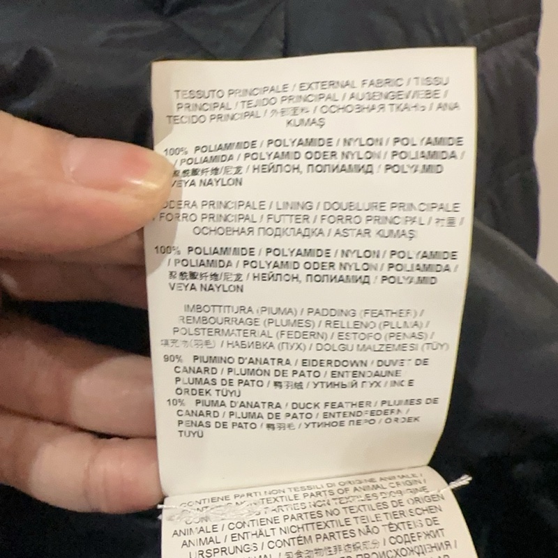 99新 Versace 範思哲 金屬裝飾絎縫羽絨服 外套 鴨絨填充 修身版型 女款 尺碼：36碼/肩宽36胸围84衣长56。-5