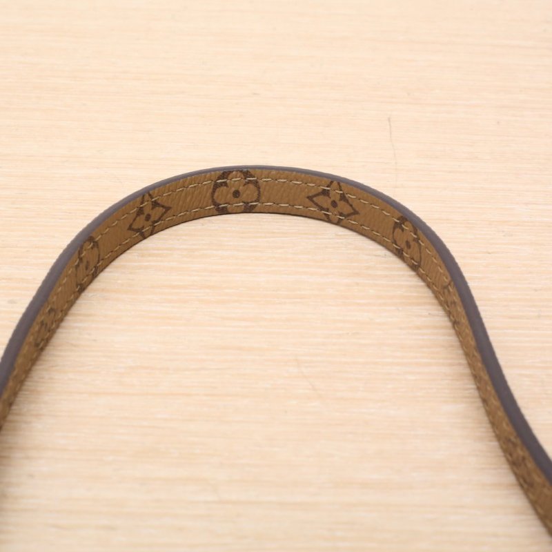 LOUIS VUITTON OnthegoBB18老花PVC晶片肩背包-3