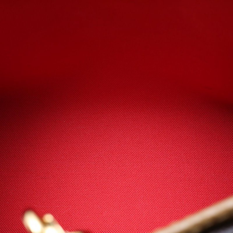 LOUIS VUITTON OnthegoBB18老花PVC晶片肩背包-4