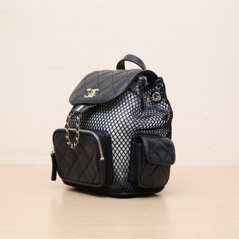 CHANEL 黑色羊皮晶片開淺金扣坦克雙肩包小號肩背包-4