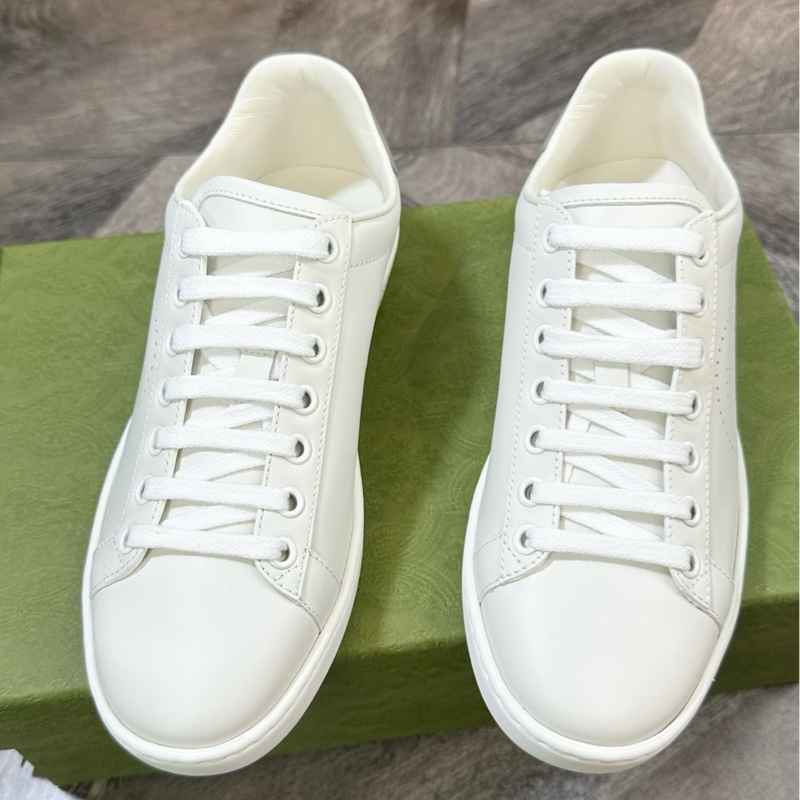 全新 Gucci 古馳 鏤空雙G Logo 互扣運動鞋 休閒鞋 小白鞋 灰尾拼色超好看 男女同款-0