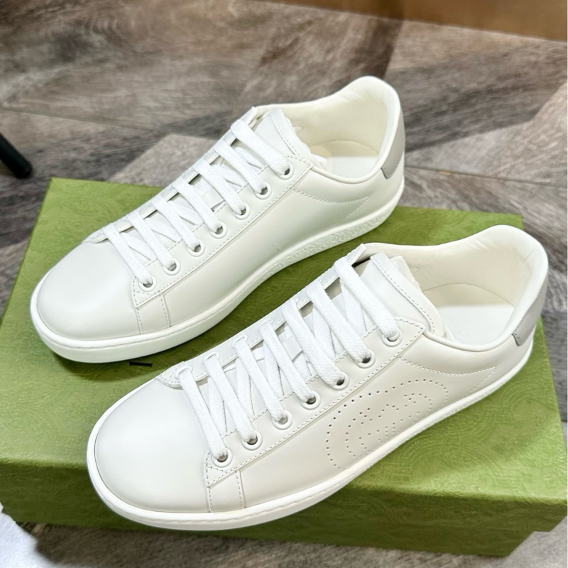 全新 Gucci 古馳 鏤空雙G Logo 互扣運動鞋 休閒鞋 小白鞋 灰尾拼色超好看 男女同款-1