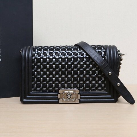 CHANEL Leboy中號25黑色羊皮/漆皮20開銀扣編織肩背包
