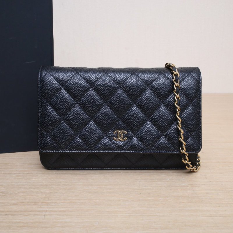 CHANEL CFWOC19黑色荔枝牛皮晶片開金扣肩背包-0