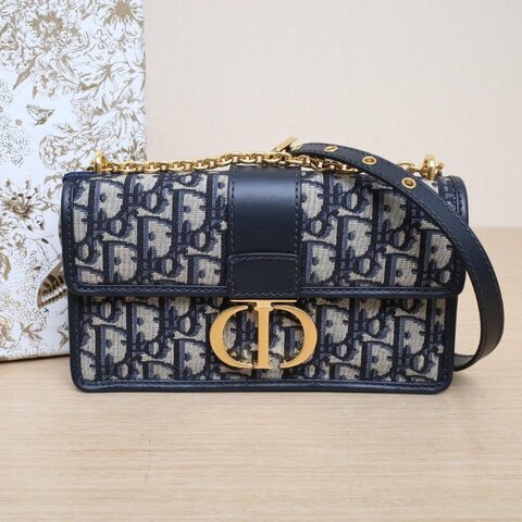 DIOR 30Montaigne蒙田EAST-WEST鏈條包21金扣2023肩背包