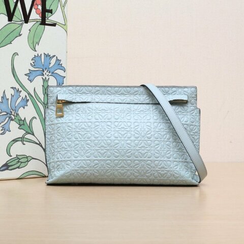 LOEWE 藍色牛皮Pouchwoc斜挎包肩背包