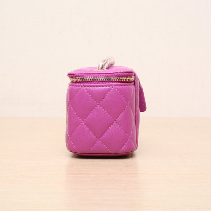 CHANEL 21B方盒子化妝包無鏡子10紫色羊皮30開金扣金球調節扣肩帶肩背包-4