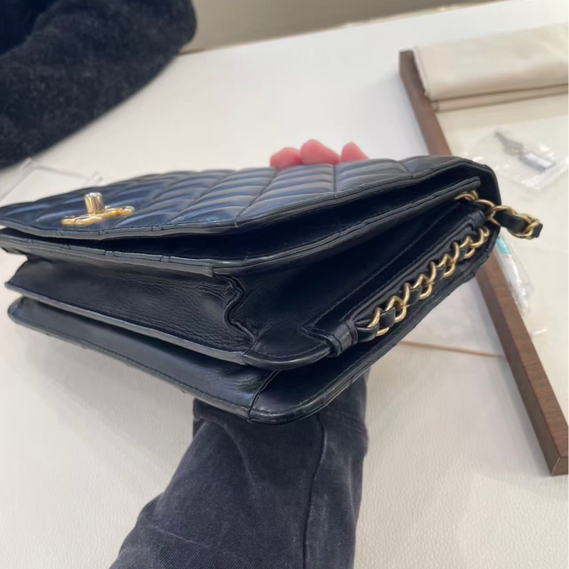 CHANEL CF WOC-15