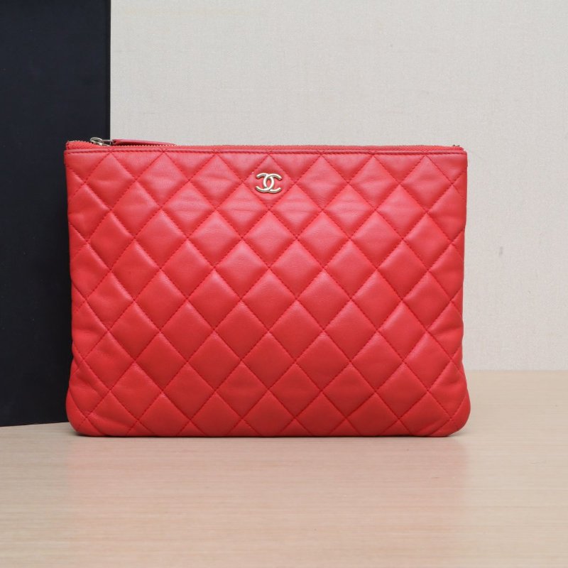 CHANEL CF手拿包小號28紅色羊皮23開金扣肩背包-0