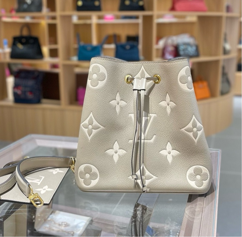 Louis Vuitton路易威登LV大象灰水桶包-0