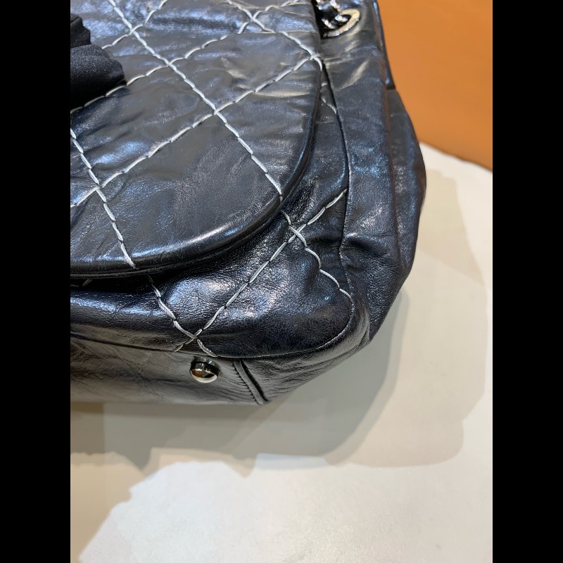 Chanel 香奈兒 黑銀外縫線 機場南瓜鏈條包-11