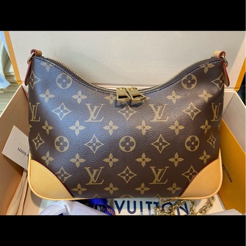 25年11月 99.99新大全套 路易威登Lv黄牛角 附件齐全