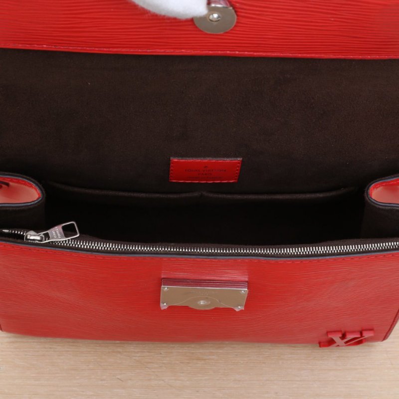 LOUIS VUITTON ClunyBB28紅色EPI水波紋牛皮銀扣2017肩背包-2