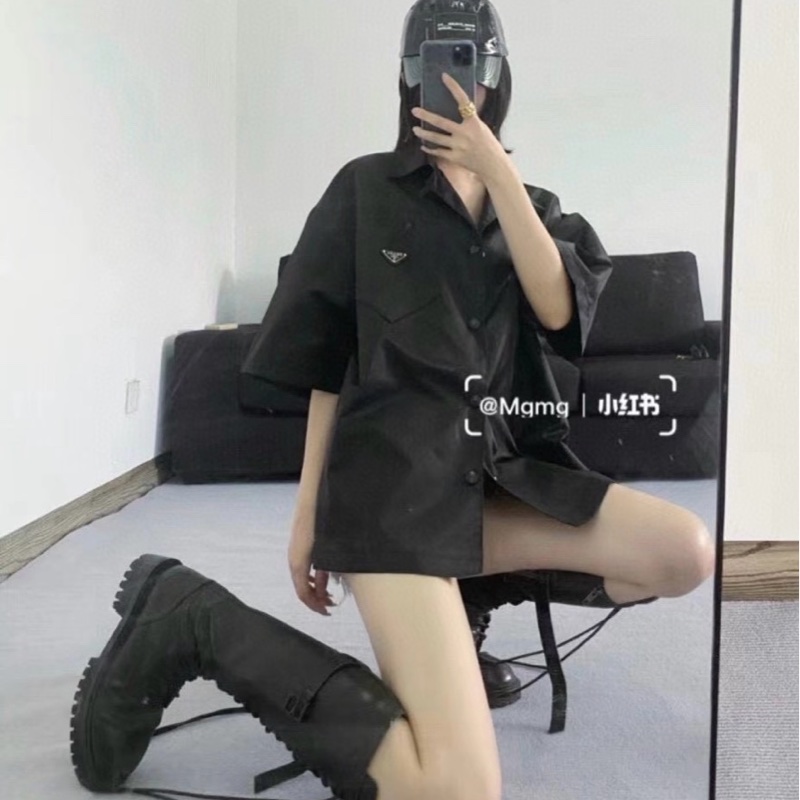 Prada  鐵標 黑色 短袖襯衫 男女均可#L-4