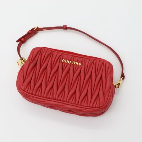 Miu Miu  謬謬 Matelassé 紅色 羊皮 相機包