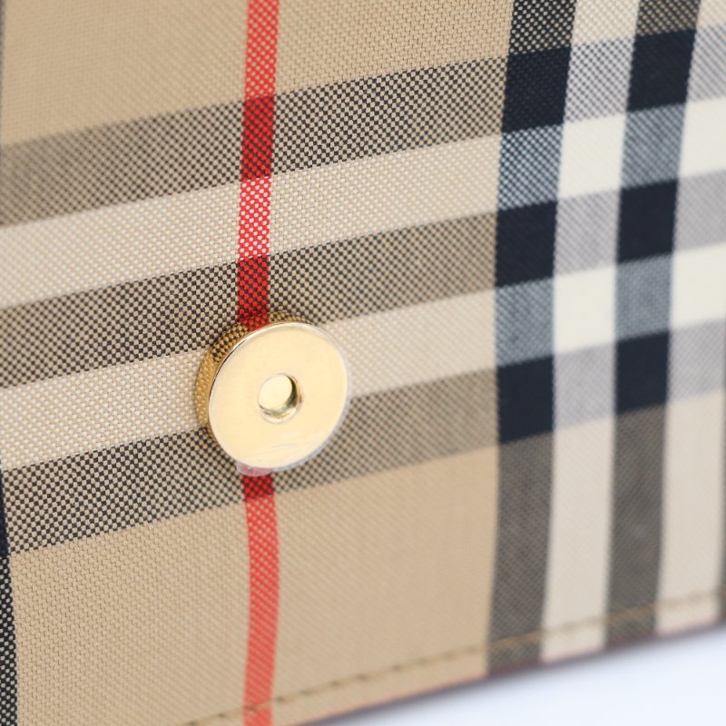 Burberry 巴寶莉 經典條紋皮革WOC 斜背包 手拿包-11