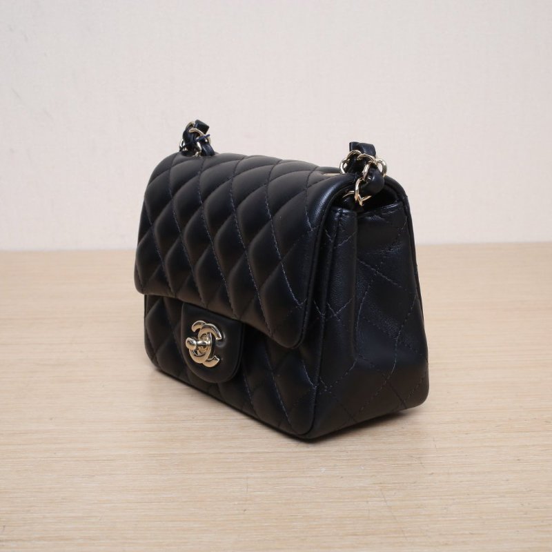 CHANEL CF口蓋包方胖子17黑色羊皮晶片開淺金扣肩背包-4