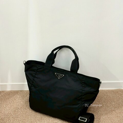 Prada 黑尼龍兩用手提斜背包