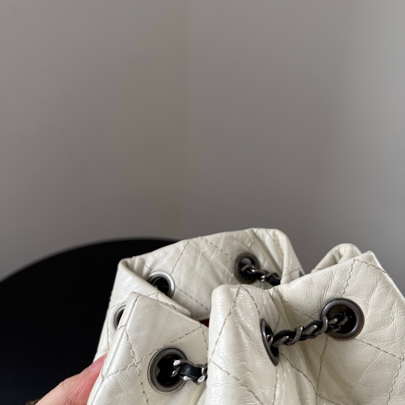 ✨Chanel 黑白熊貓 小號 流浪背包 🐼 99新無保卡 自用划算-12