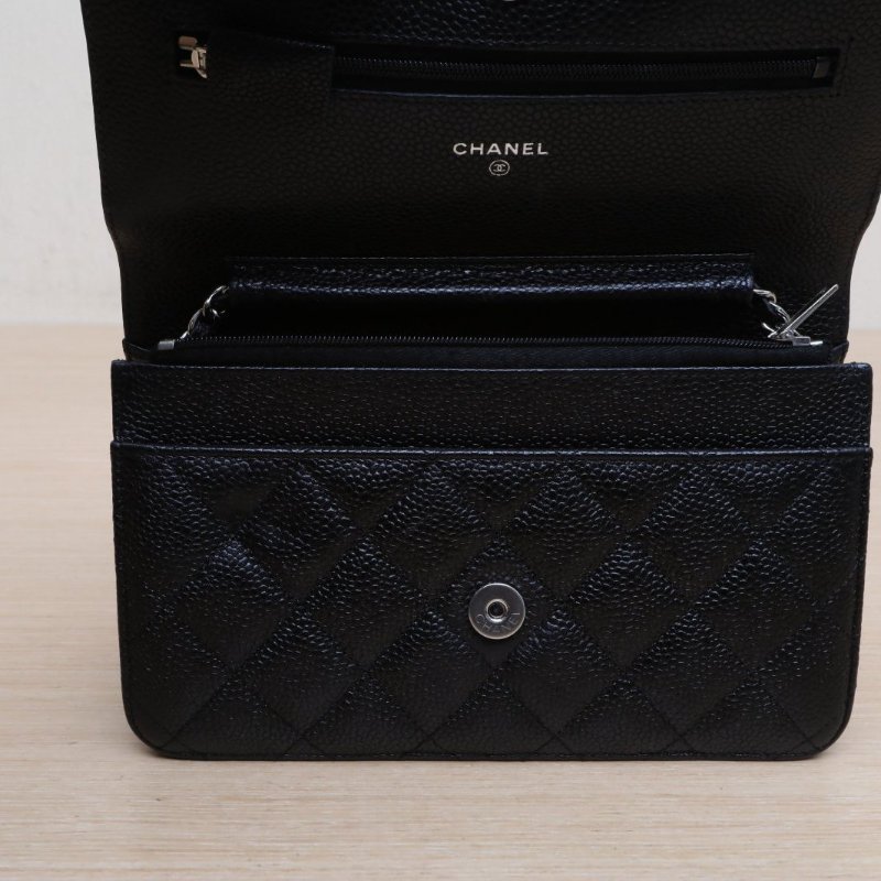 CHANEL CFWOC19黑色荔枝牛皮晶片開銀扣肩背包-2