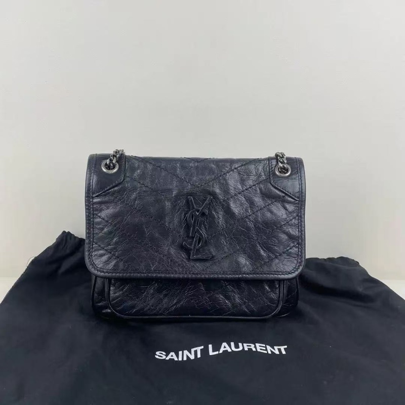 YSL新款D扣黑銀niki小號鏈條包 22*18*6.5 95新 配件塵袋-0