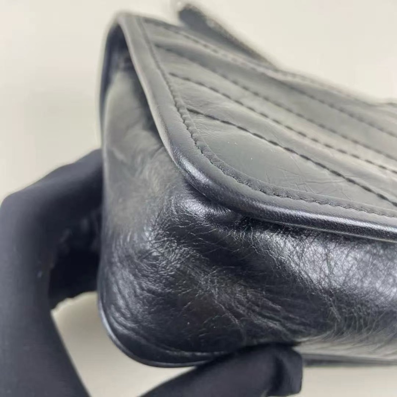 YSL新款D扣黑銀niki小號鏈條包 22*18*6.5 95新 配件塵袋-13