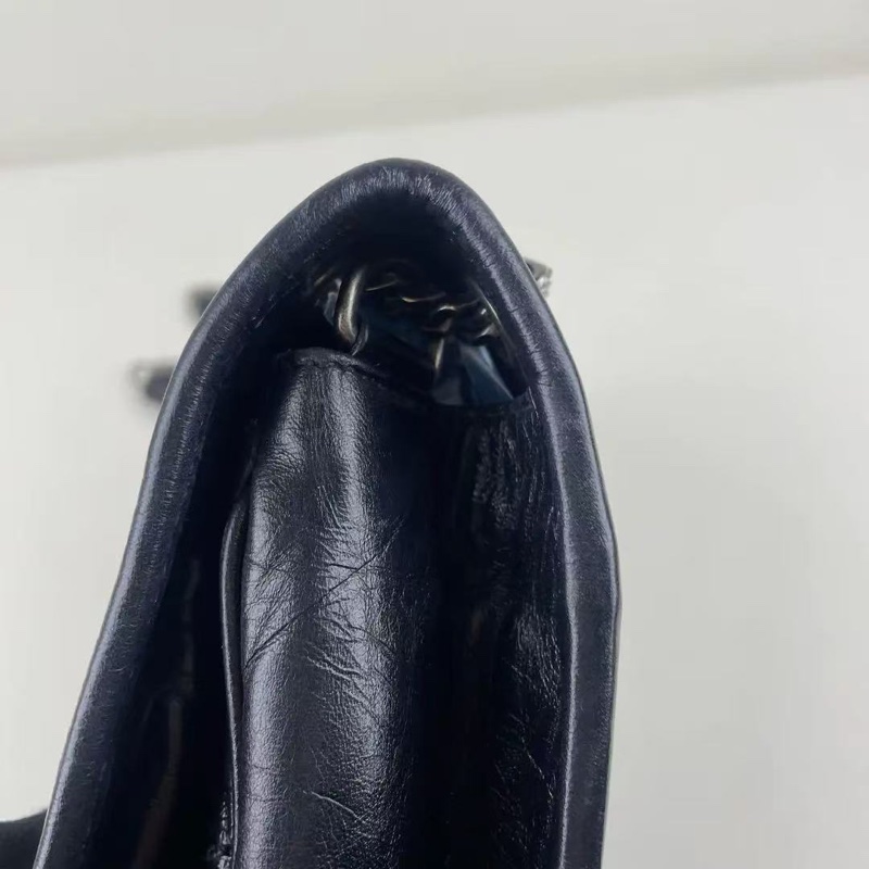 YSL新款D扣黑銀niki小號鏈條包 22*18*6.5 95新 配件塵袋-14