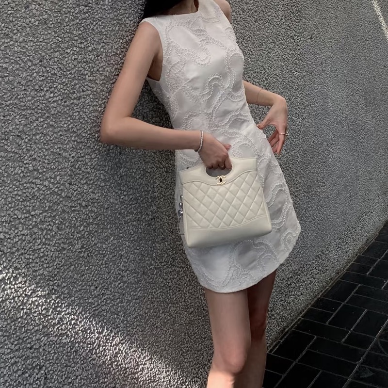 ✨Chanel 25P 白色羊皮 31bag 晶片款 有購證🤍-1