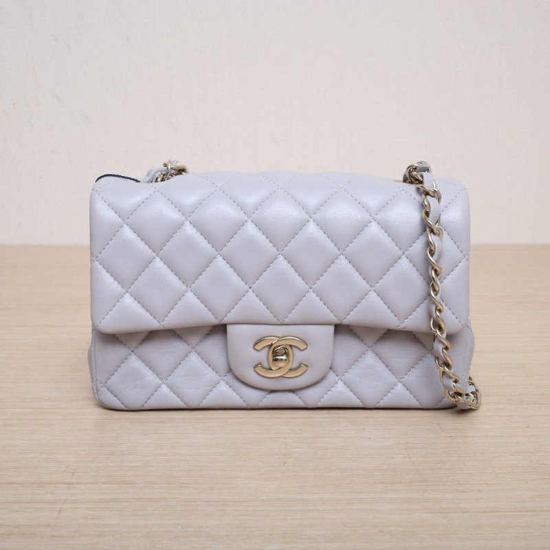 CHANEL CF口蓋包大Mini20灰色羊皮晶片開淺金扣菱格紋肩背包-1