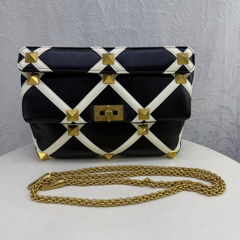 Valentino garavani bag