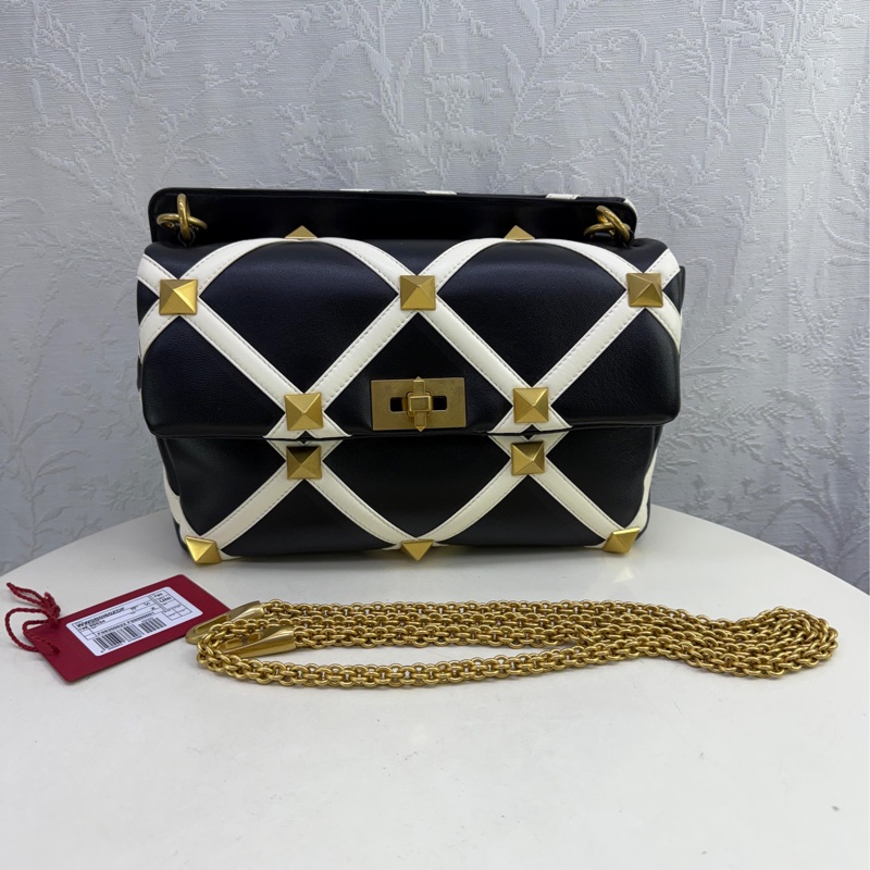 Valentino garavani bag-4