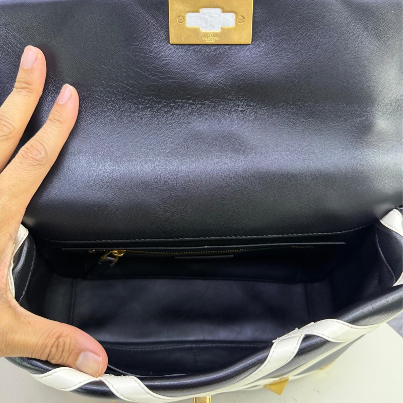 Valentino garavani bag-10