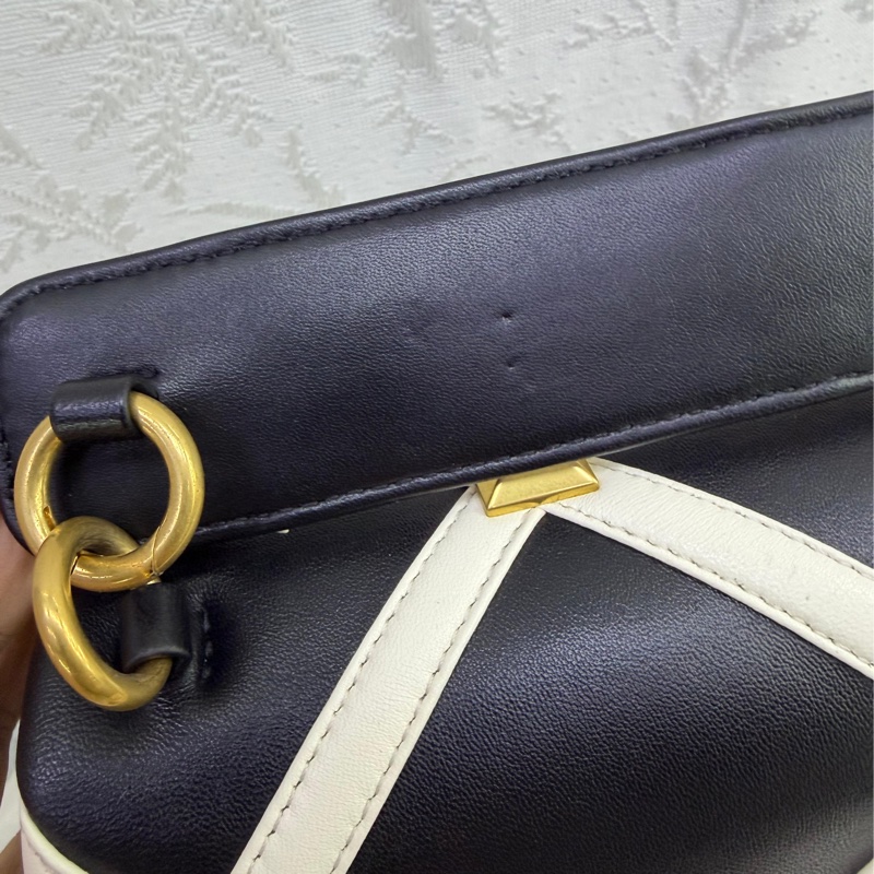 Valentino garavani bag-11