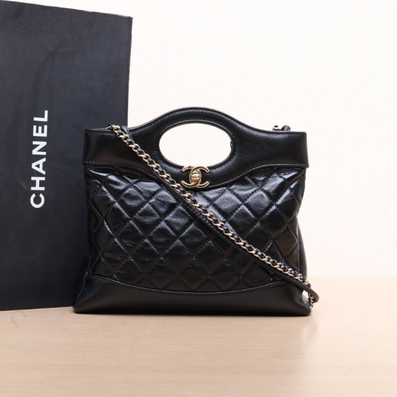 CHANEL 31BagMini22黑色羊皮晶片開金扣肩背包-0