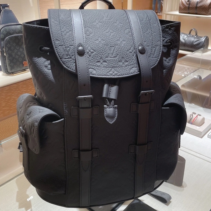 Lv小牛皮革壓紋後背包(原價14萬多現在65折出清價❗️)-2