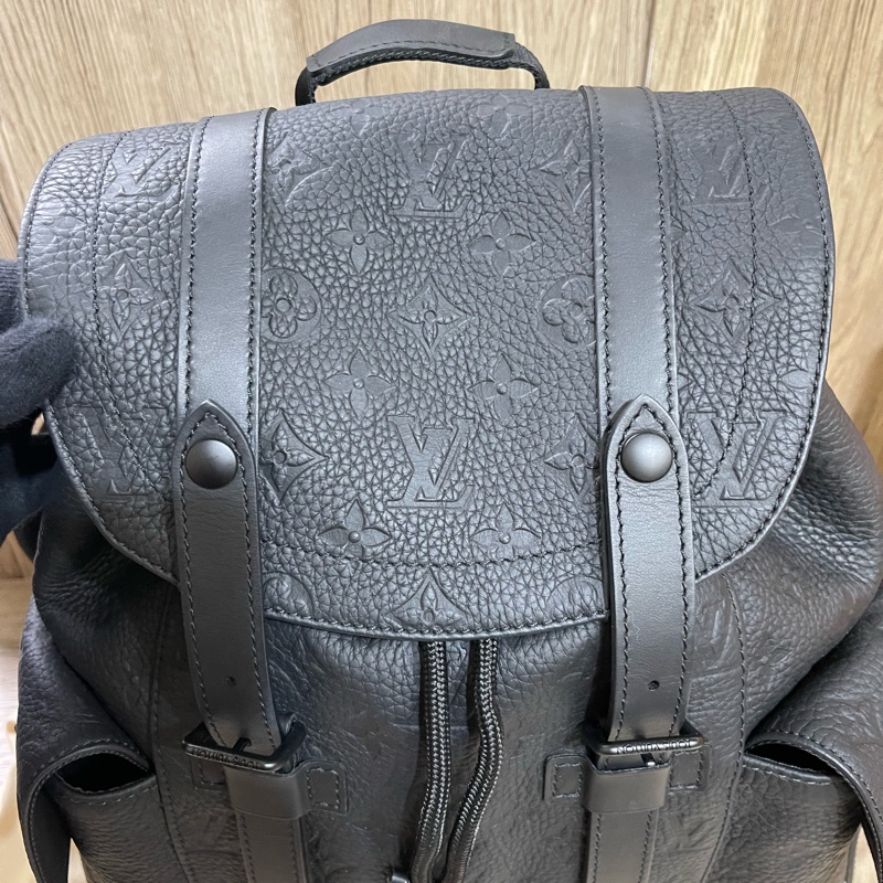 Lv小牛皮革壓紋後背包(原價14萬多現在65折出清價❗️)-10