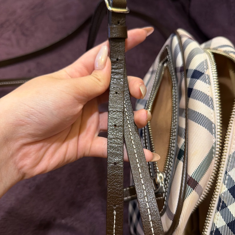 BURBERRY Nova 格紋相機包-12