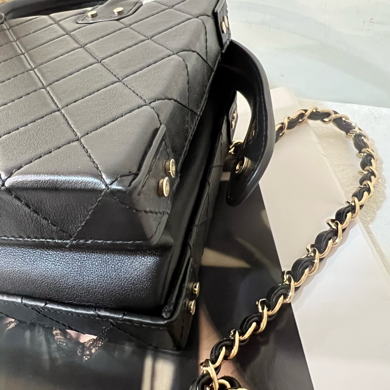 ෆ Chanel 22k手提盒子包✨專櫃18萬-18