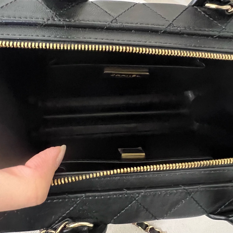 ෆ Chanel 22k手提盒子包✨專櫃18萬-20