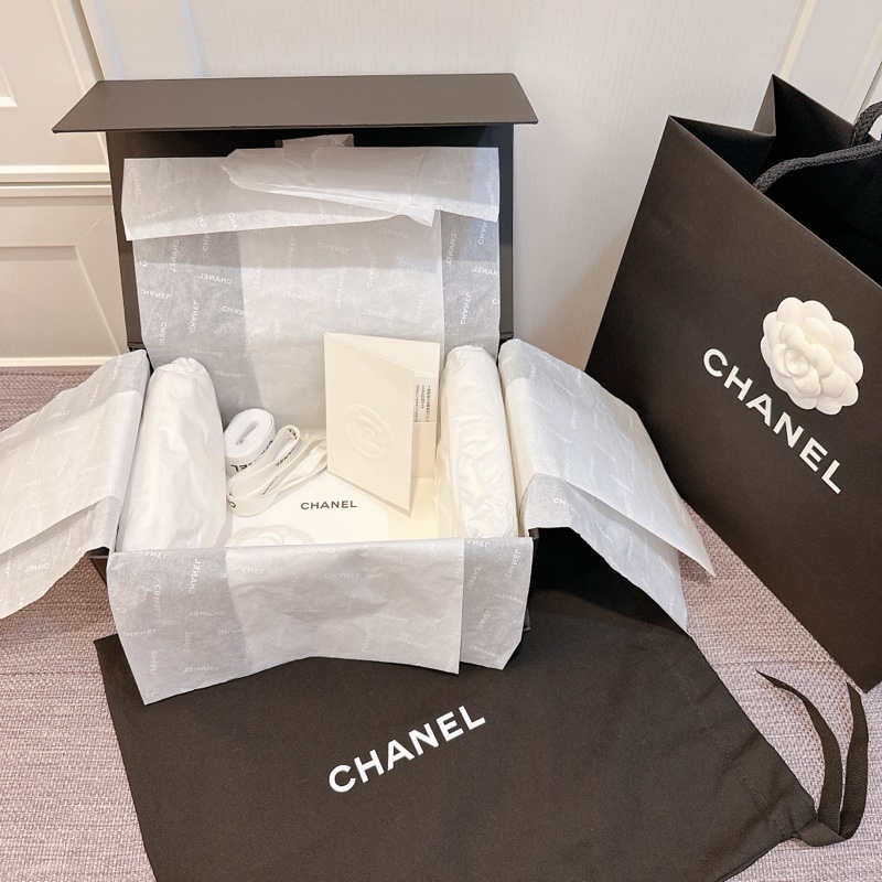 近全新｜勿議價🇫🇷Chanel方胖金球奶茶色 晶片 小羊皮 17公分-12